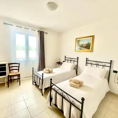 Pedrosu בית חווה Casa Linari